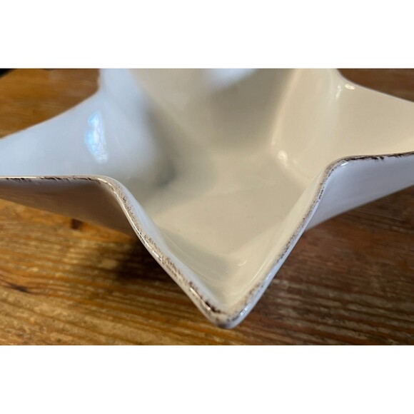 Pottery Barn White Star Bowl 9" Retired Serving Piece Holiday Appetizer Dessert - Picture 2 of 4
